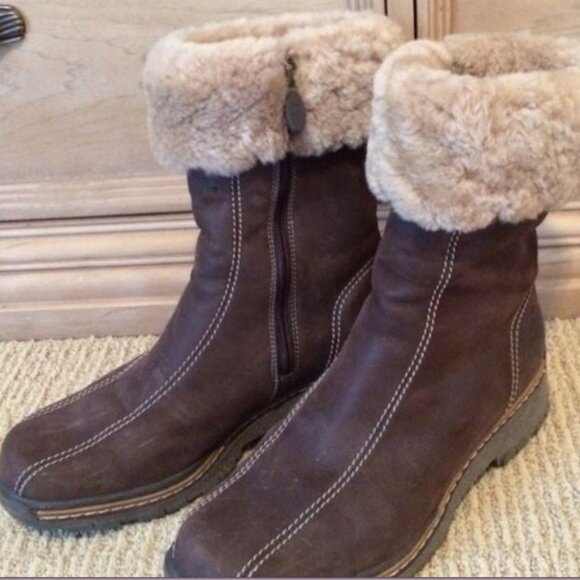 SHEARLING BLONDO BOOTS 10 WATERPROOF! - Picture 1 of 4